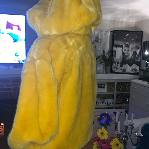 Beautiful ! Brand new! Zara woman XS (oversized) - Picture 2 of 7